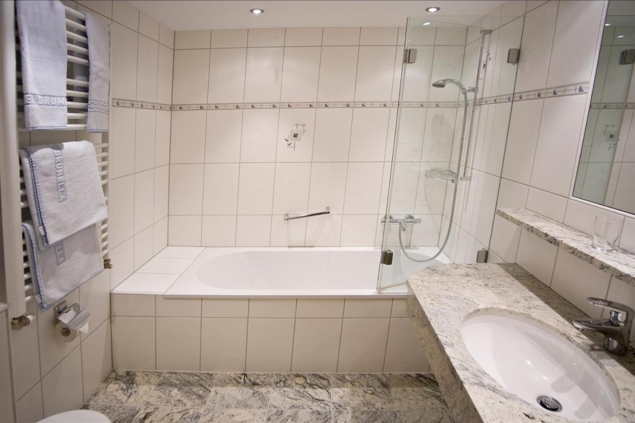 Hotel Brunella Ванданс Екстериор снимка