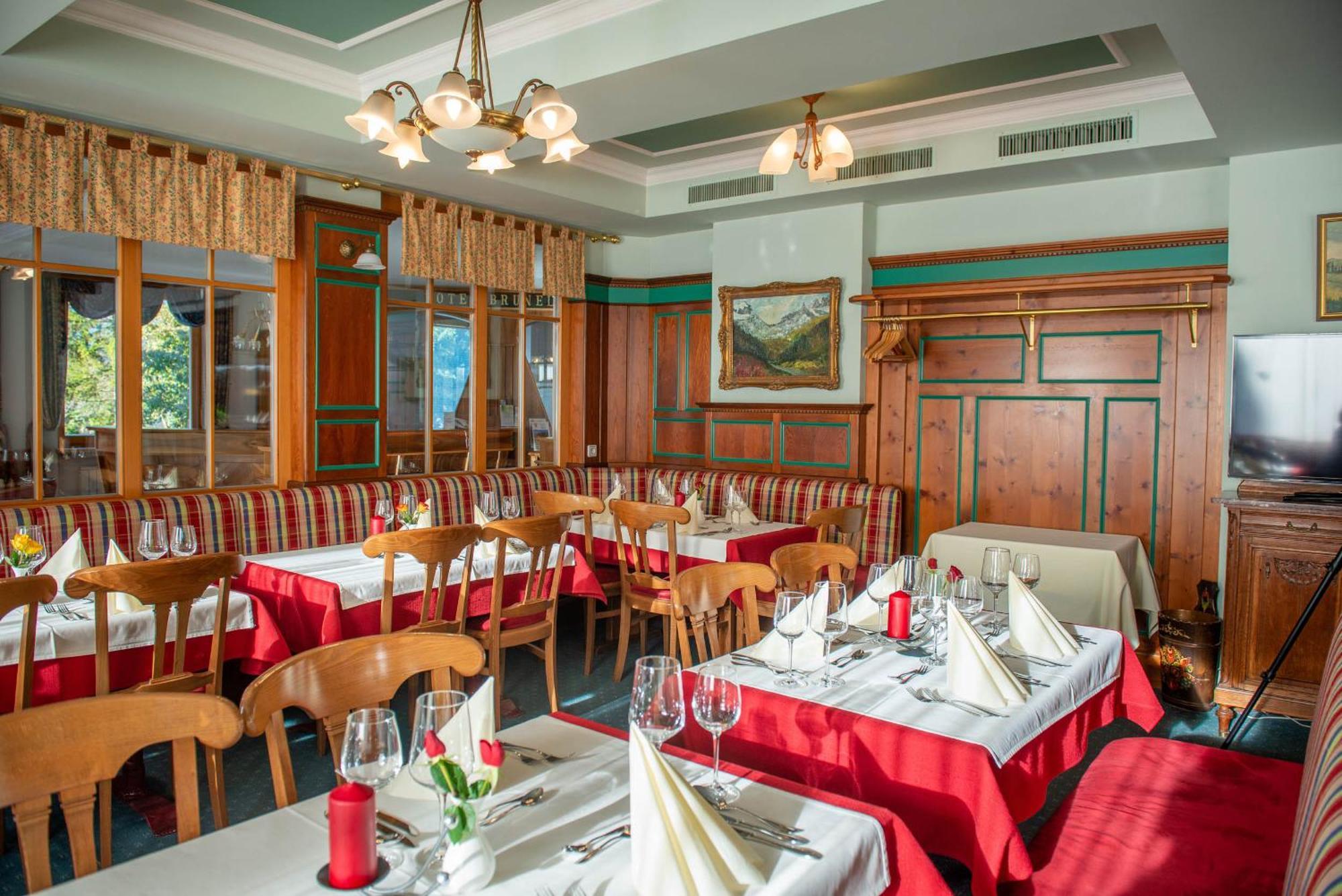 Hotel Brunella Ванданс Екстериор снимка