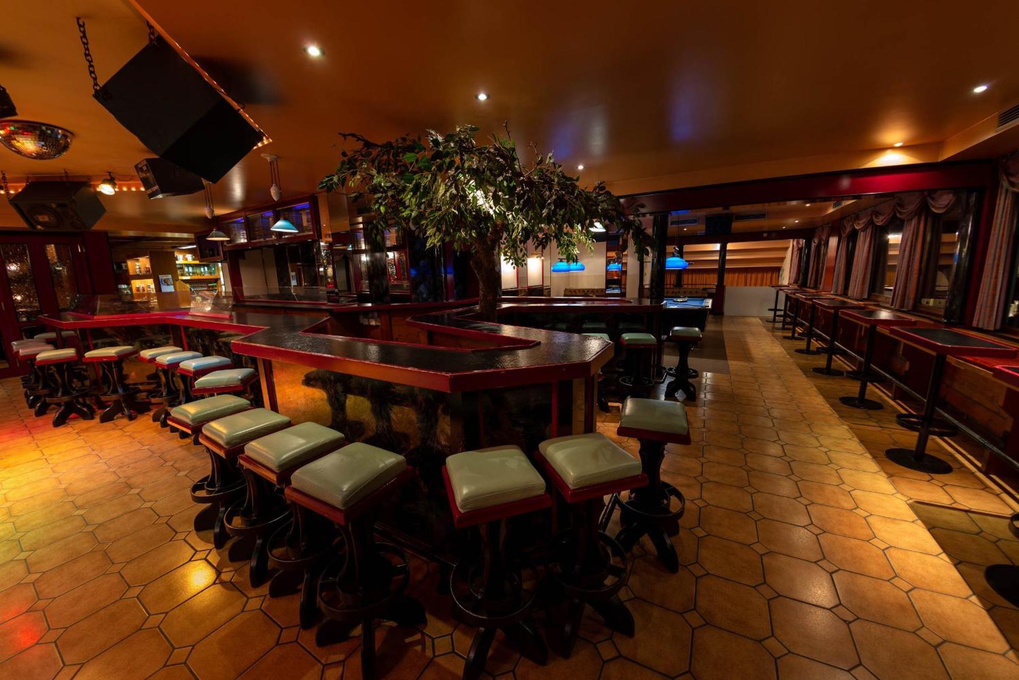 Hotel Brunella Ванданс Екстериор снимка
