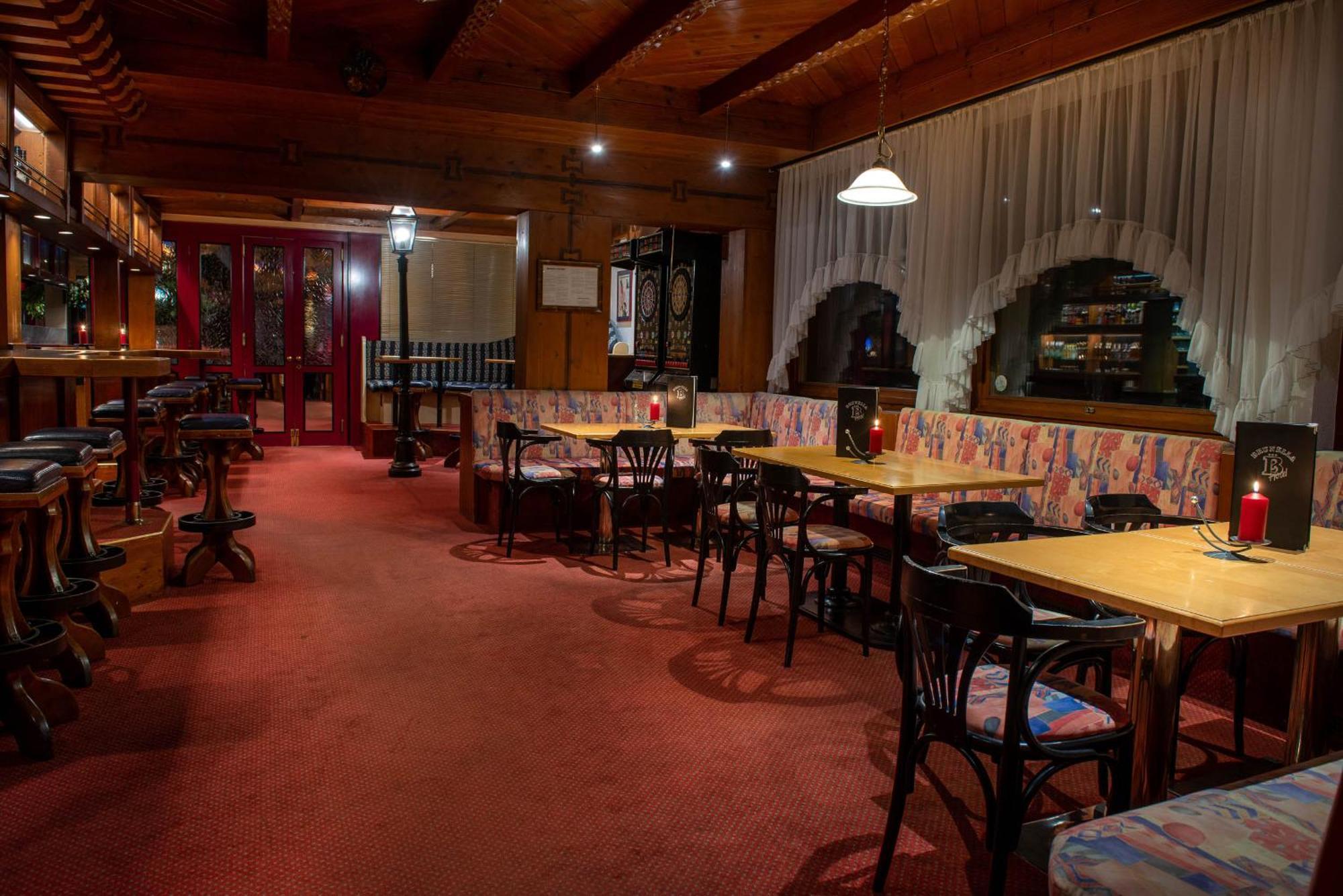 Hotel Brunella Ванданс Екстериор снимка